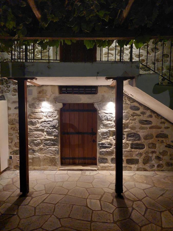 Villa The Cocoon And Olives Hut Koropi