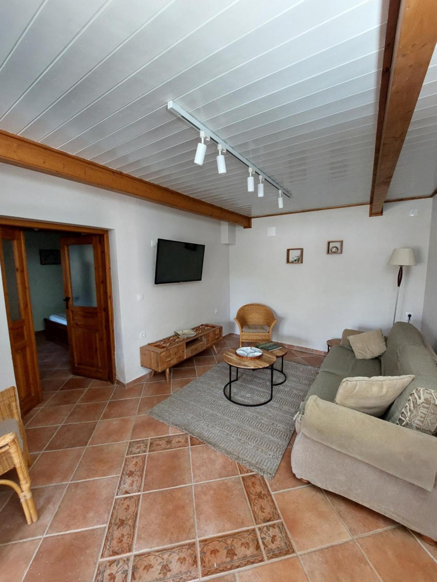 The Cocoon And Olives Hut Villa Koropi